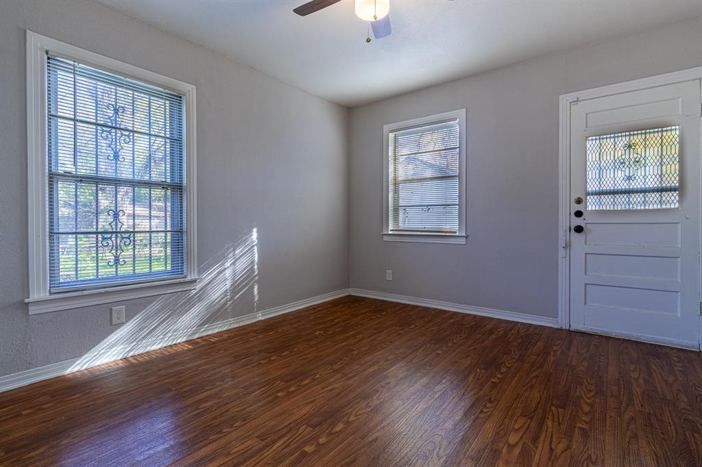 Pettons P T - Residential