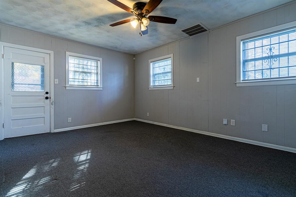 Pettons P T - Residential