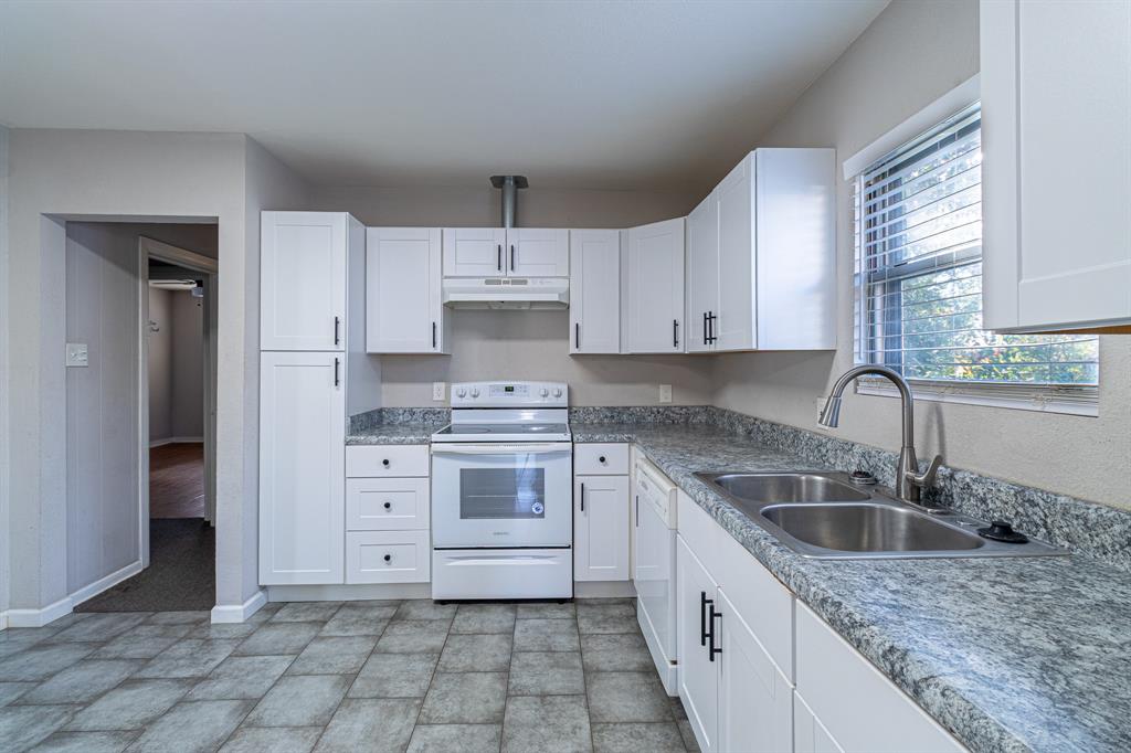 Pettons P T - Residential