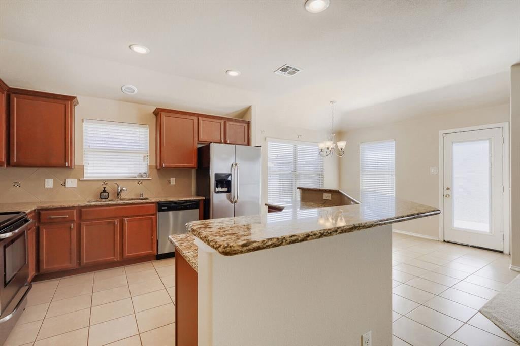 Photo of 8732 Yosemite Trail, Cross Roads, TX 76227 (MLS # 21417415)