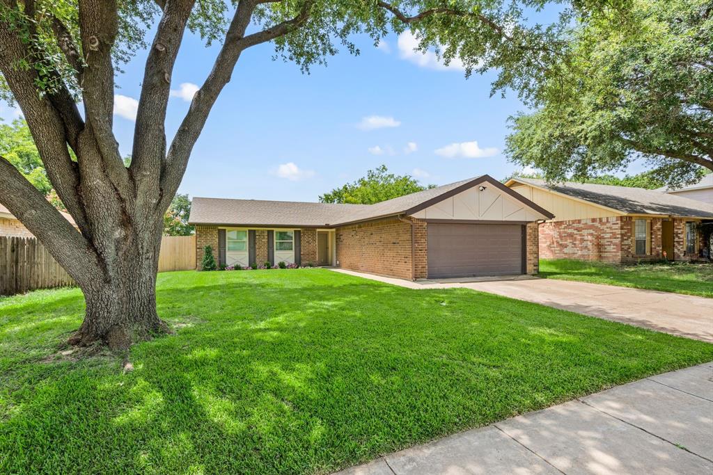 7529 Evergreen Drive