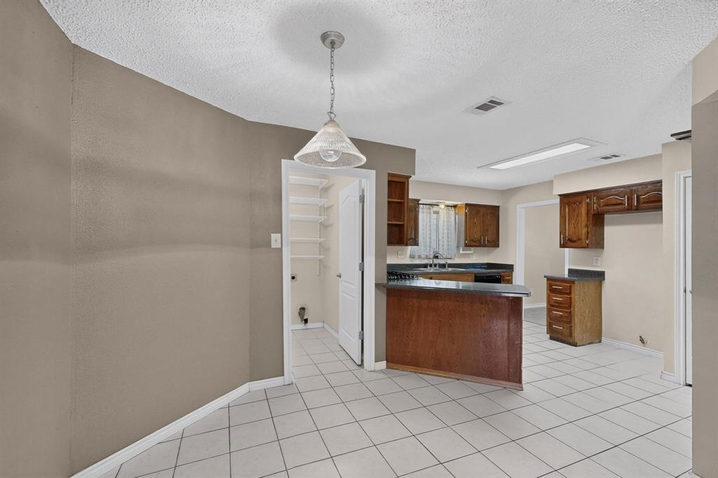 2009 Glencrest Lane
