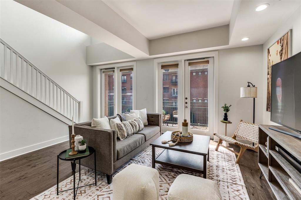 5055 Addison Circle 410