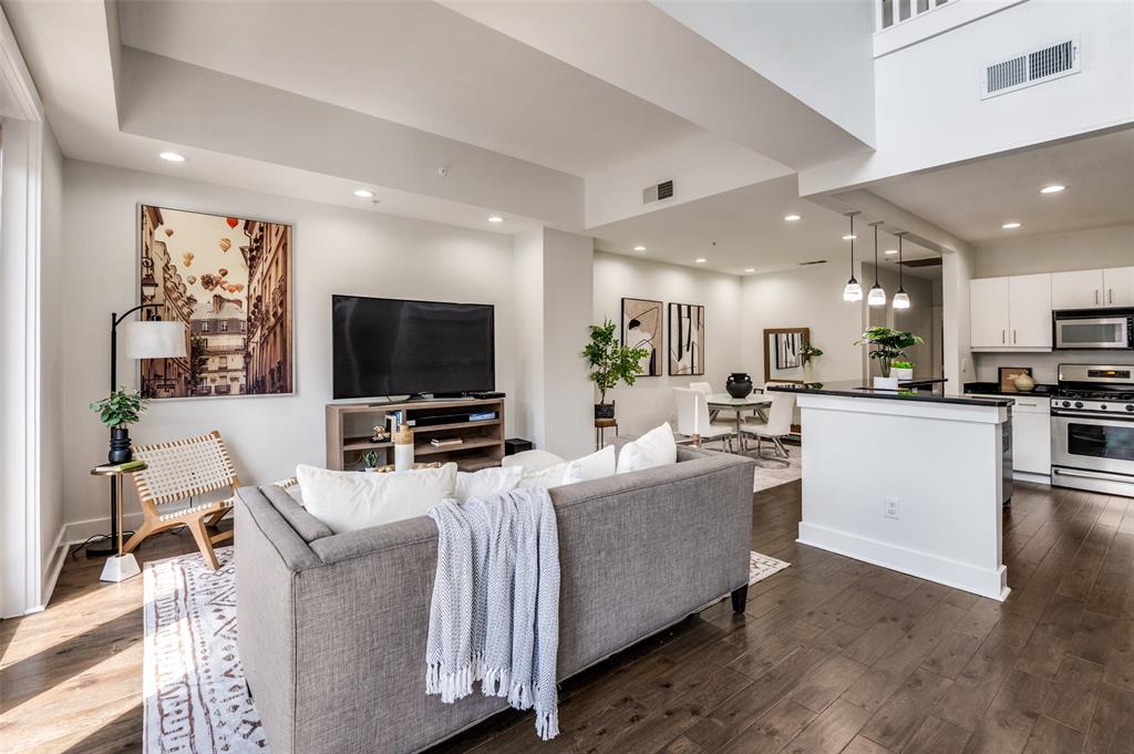 5055 Addison Circle 410