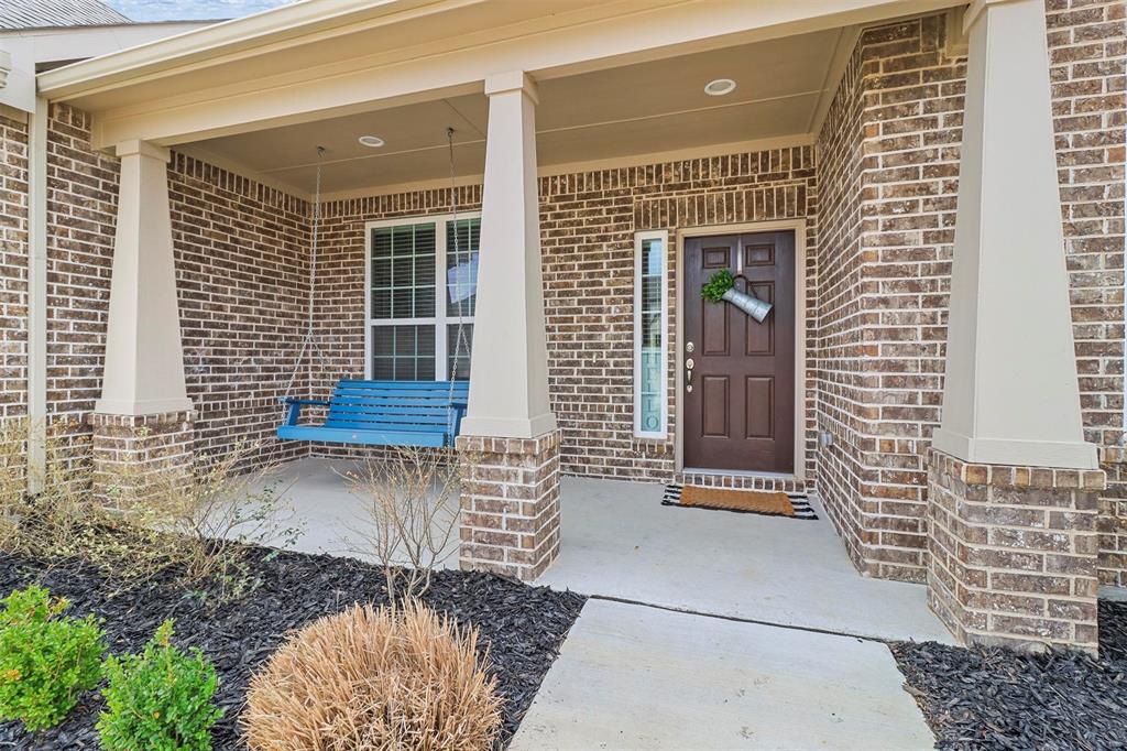 Photo 2 of 40 of 3711 Ryeland Cove house