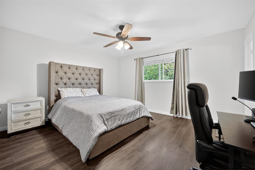 Burgundy Condo - Residential