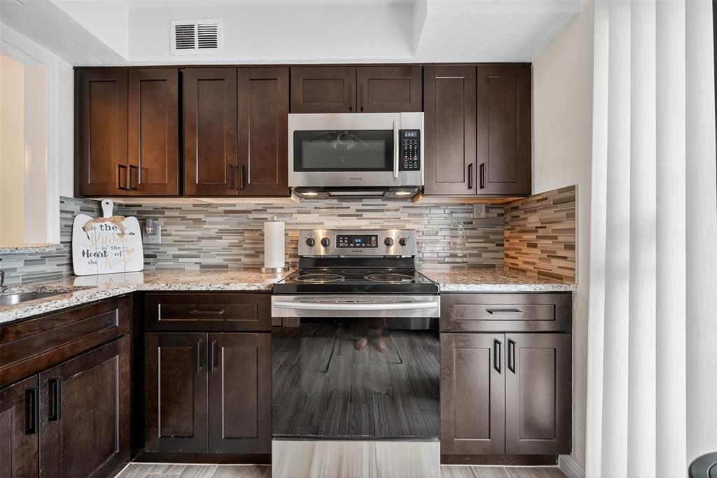 Burgundy Condo - Residential