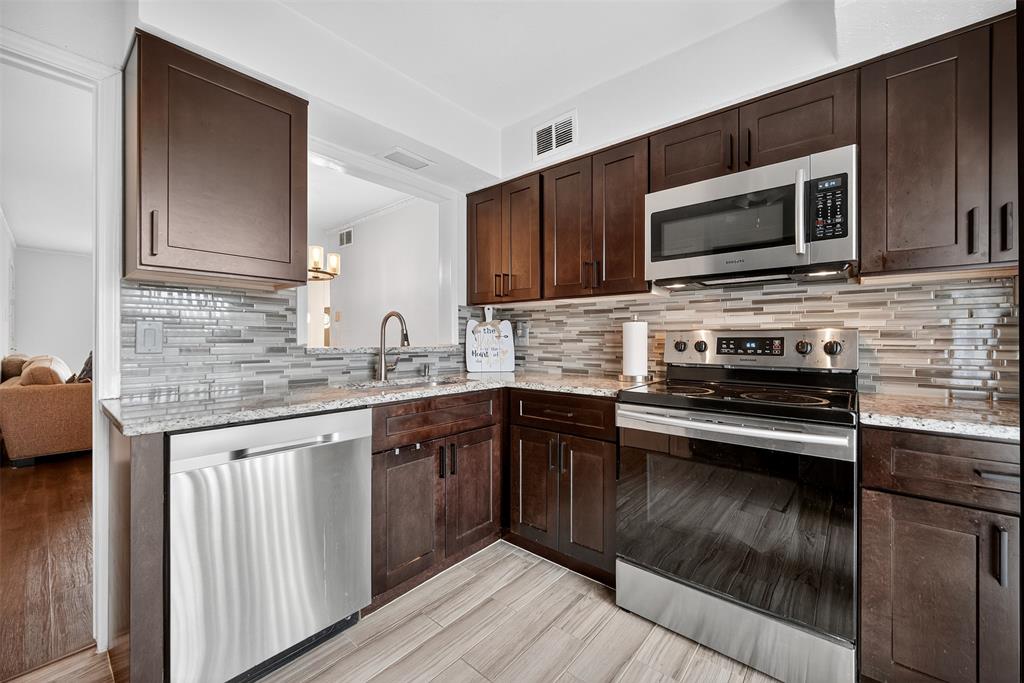 Burgundy Condo - Residential