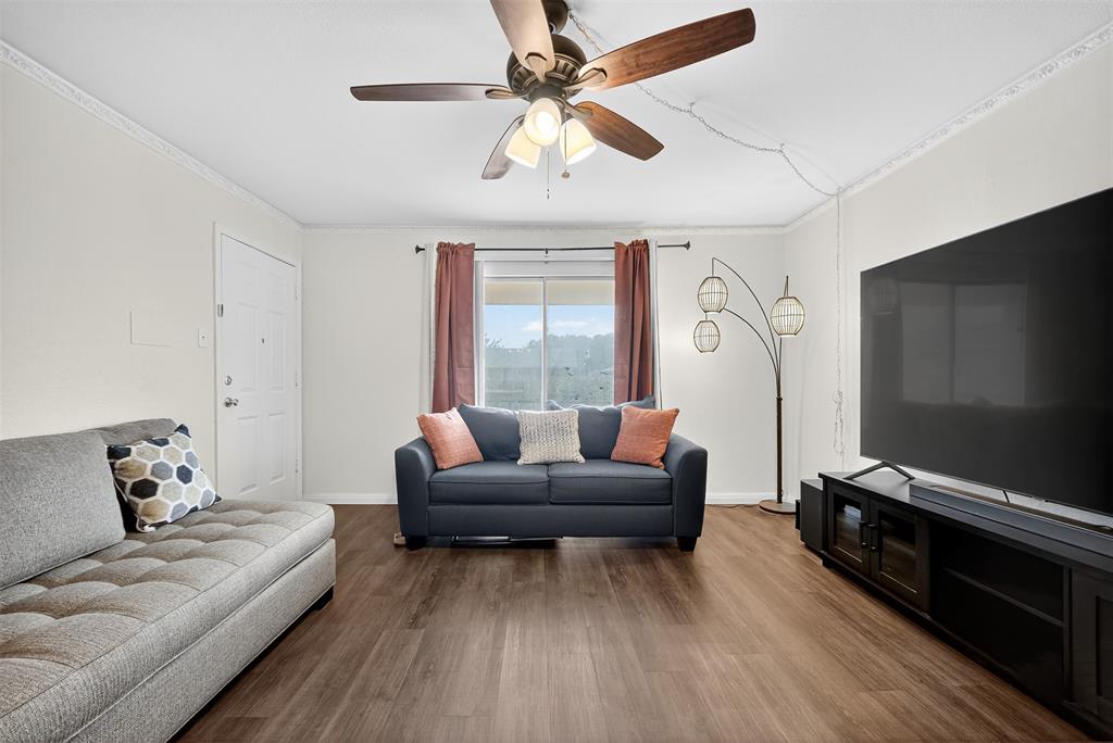 Burgundy Condo - Residential