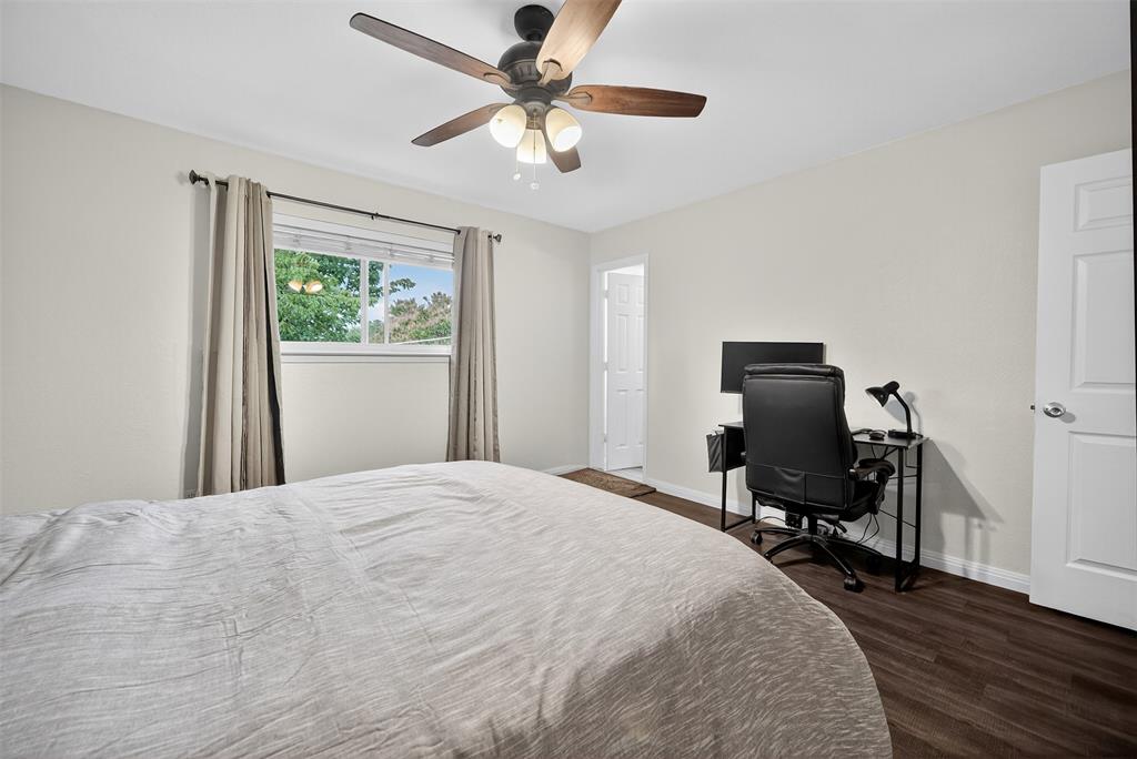 Burgundy Condo - Residential