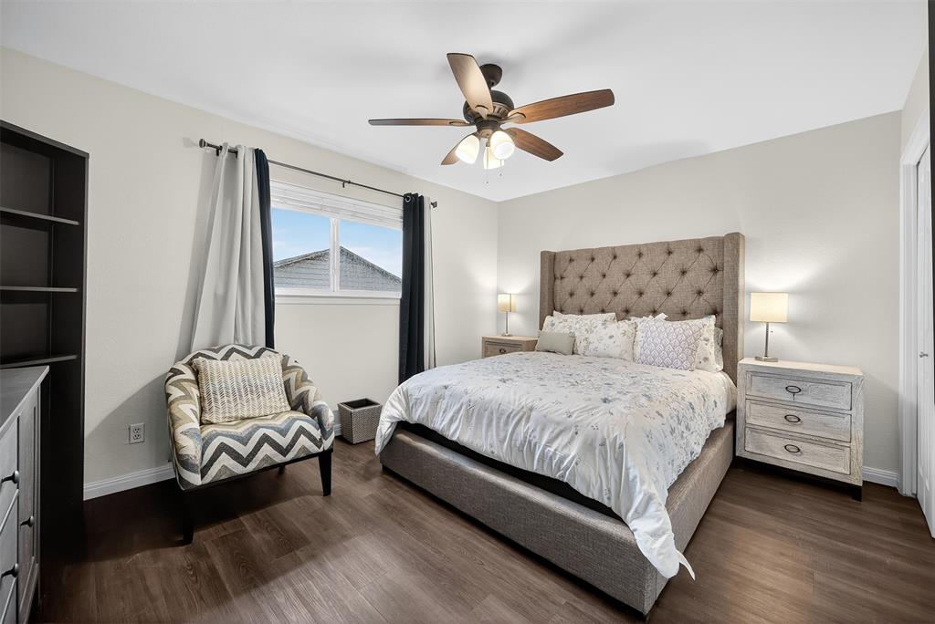 Burgundy Condo - Residential