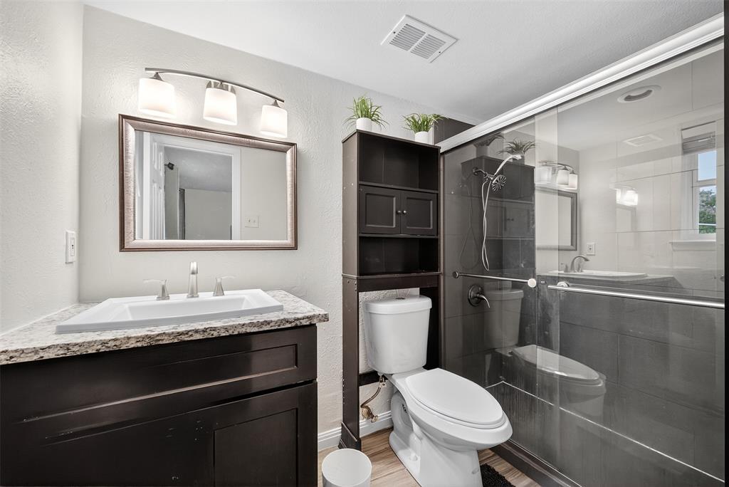 Burgundy Condo - Residential