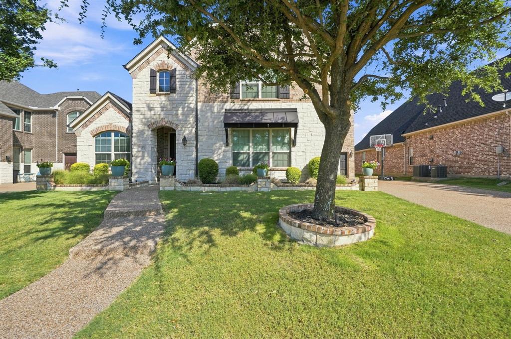 2803 Waverley Drive