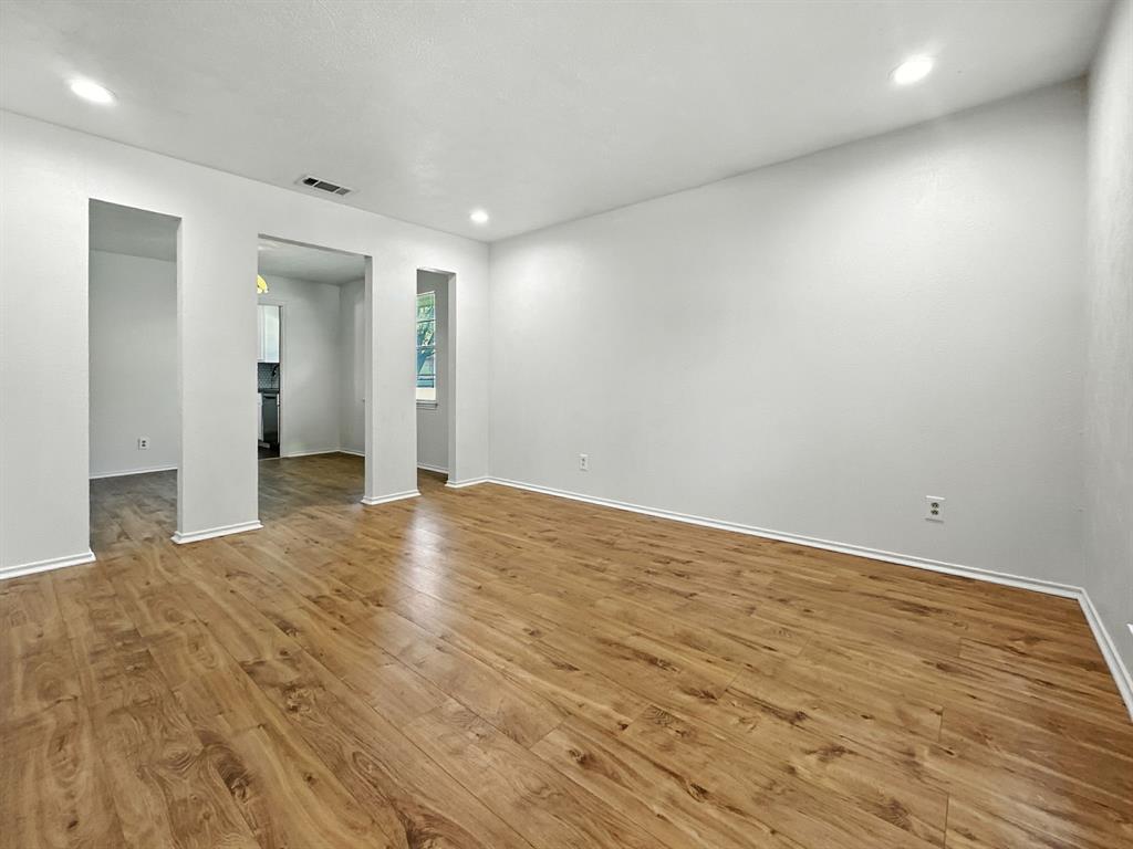 2412 Briarwood Drive