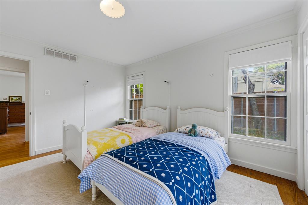 Walnut Crest - Residential