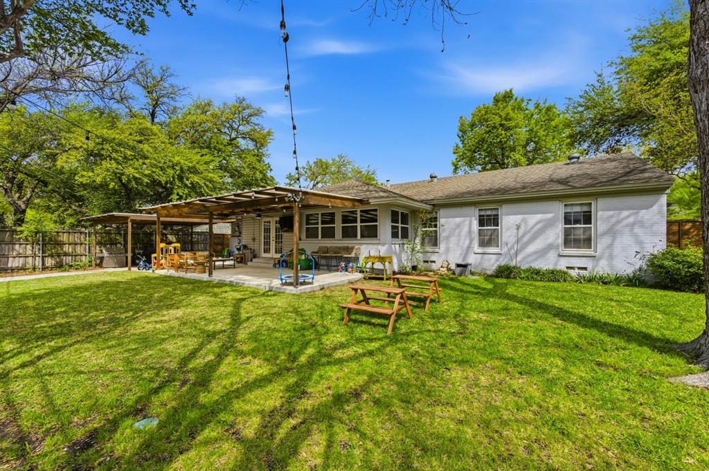 Walnut Crest - Residential