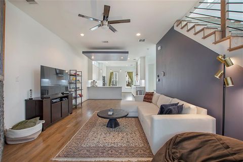 4634 Virginia Avenue Dallas TX 75204