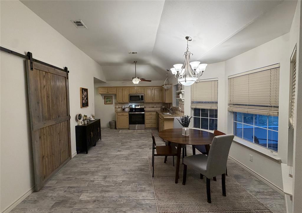 1107 Oxford Drive