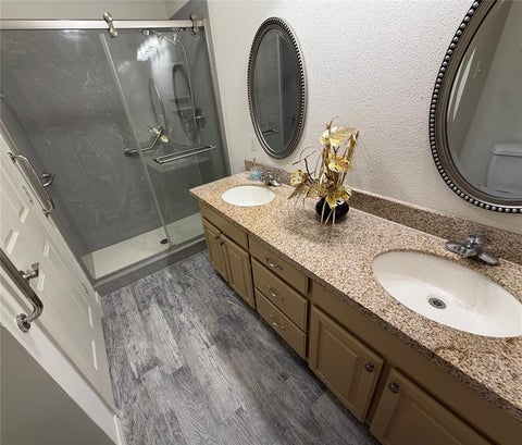 Tiny photo for 1107 Oxford Drive, Gainesville, TX 76240 (MLS # 21395871)