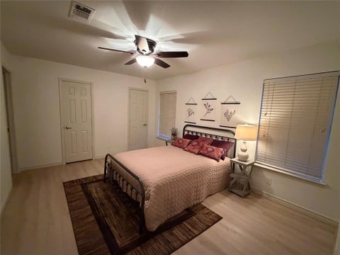 Tiny photo for 1107 Oxford Drive, Gainesville, TX 76240 (MLS # 21395871)