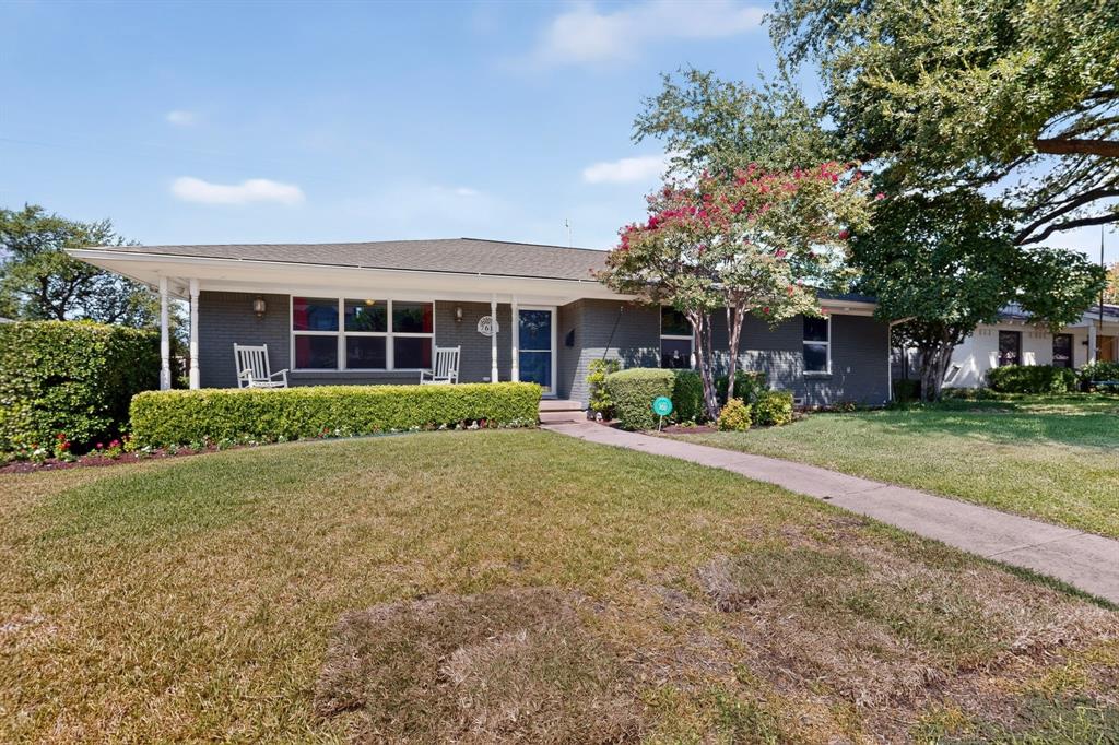 7611 El Pensador Drive