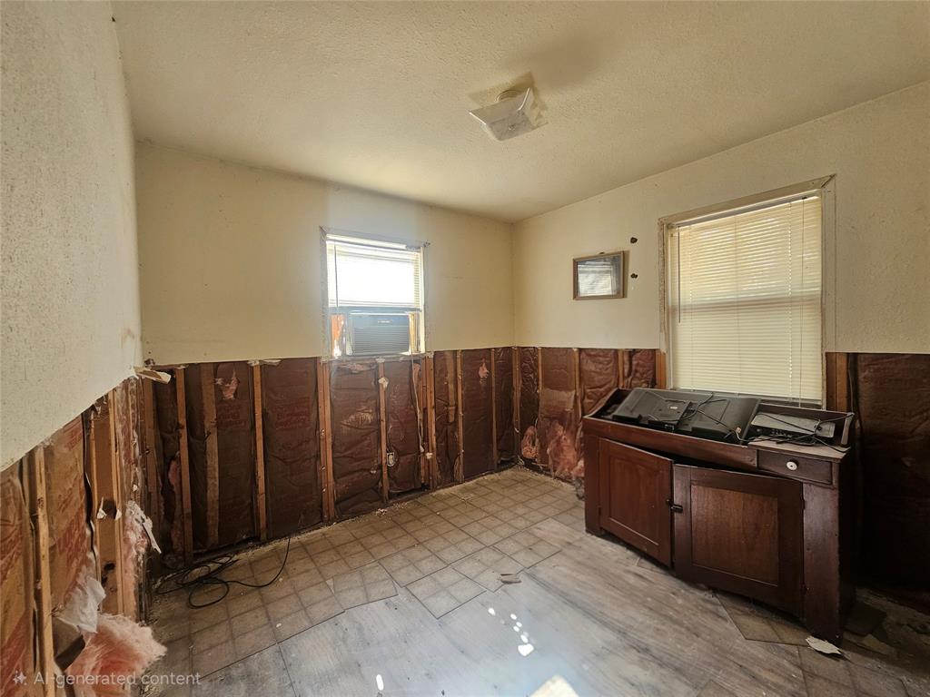 Unknown - Residential