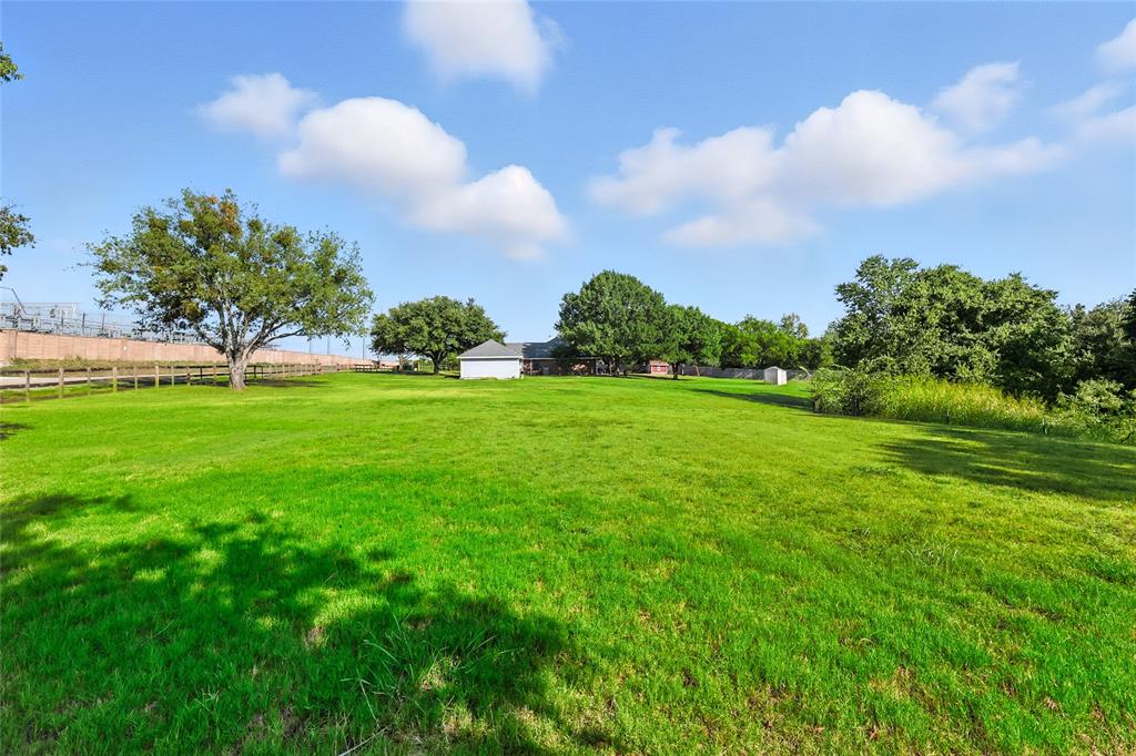 11005 Cowboy Lane