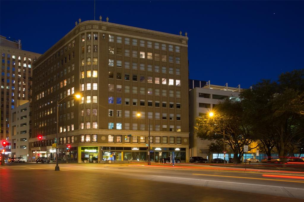 Neil P At Burnett Park Condo - Residential