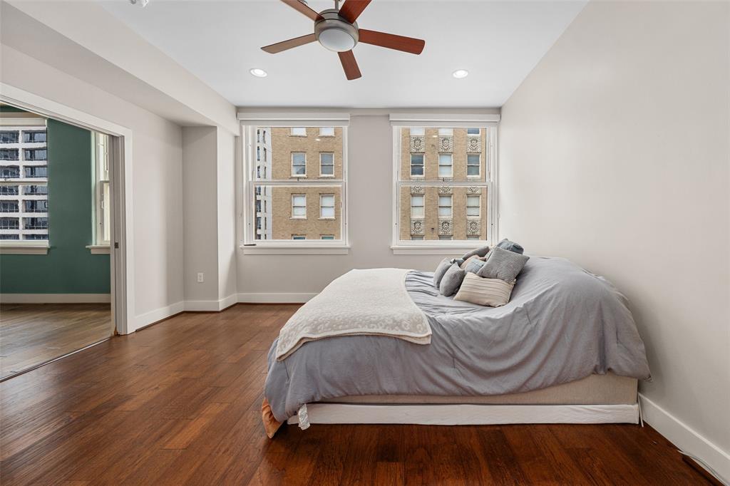 Neil P At Burnett Park Condo - Residential
