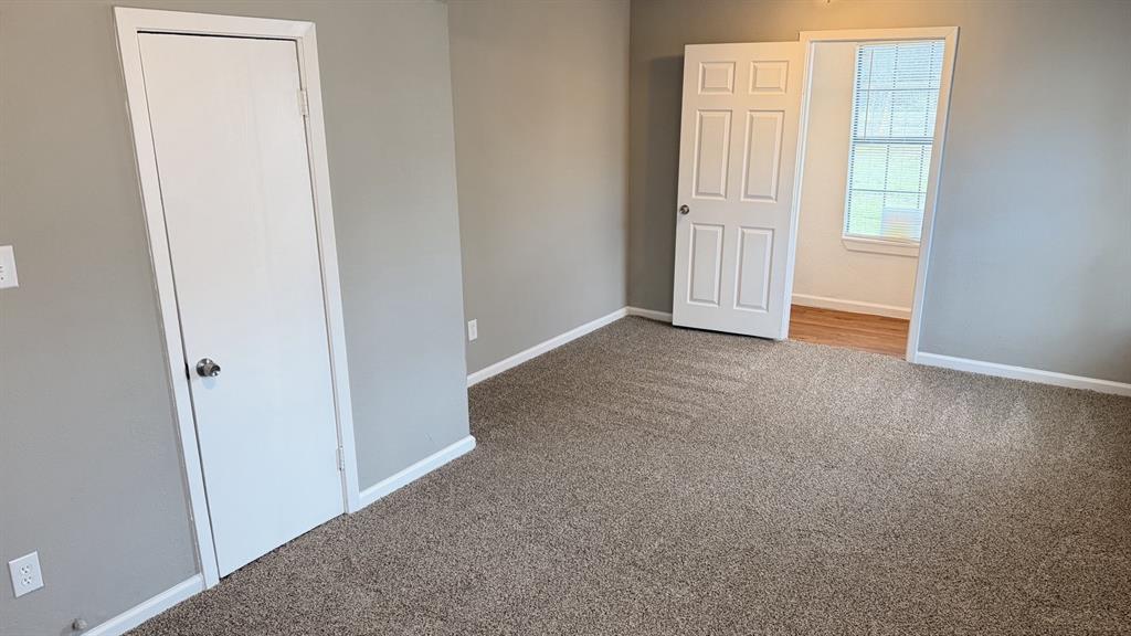 1119 E Cantey Street