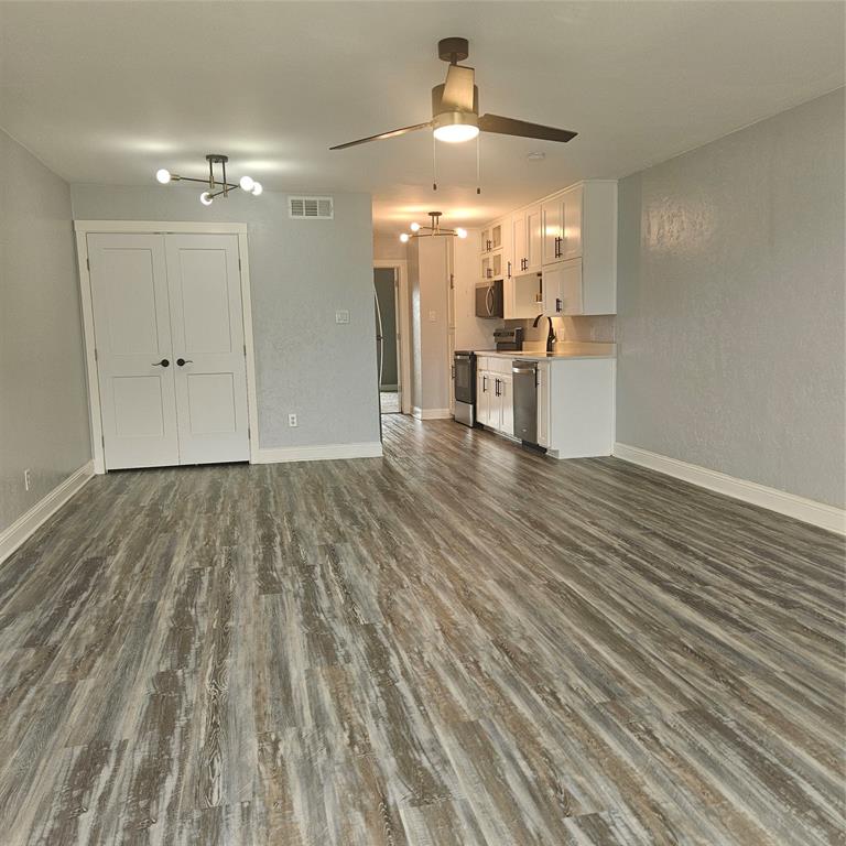 91 Runaway Bay Drive 232