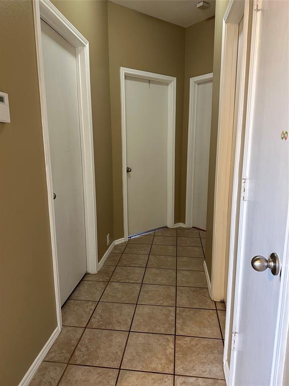 Los Prados Estates - Residential Lease