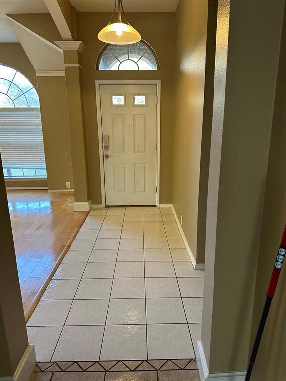 Los Prados Estates - Residential Lease