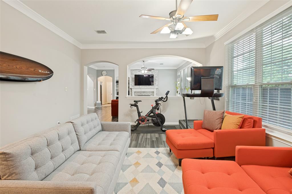 401 Manders Court
