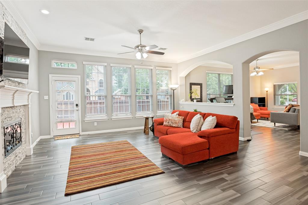 401 Manders Court