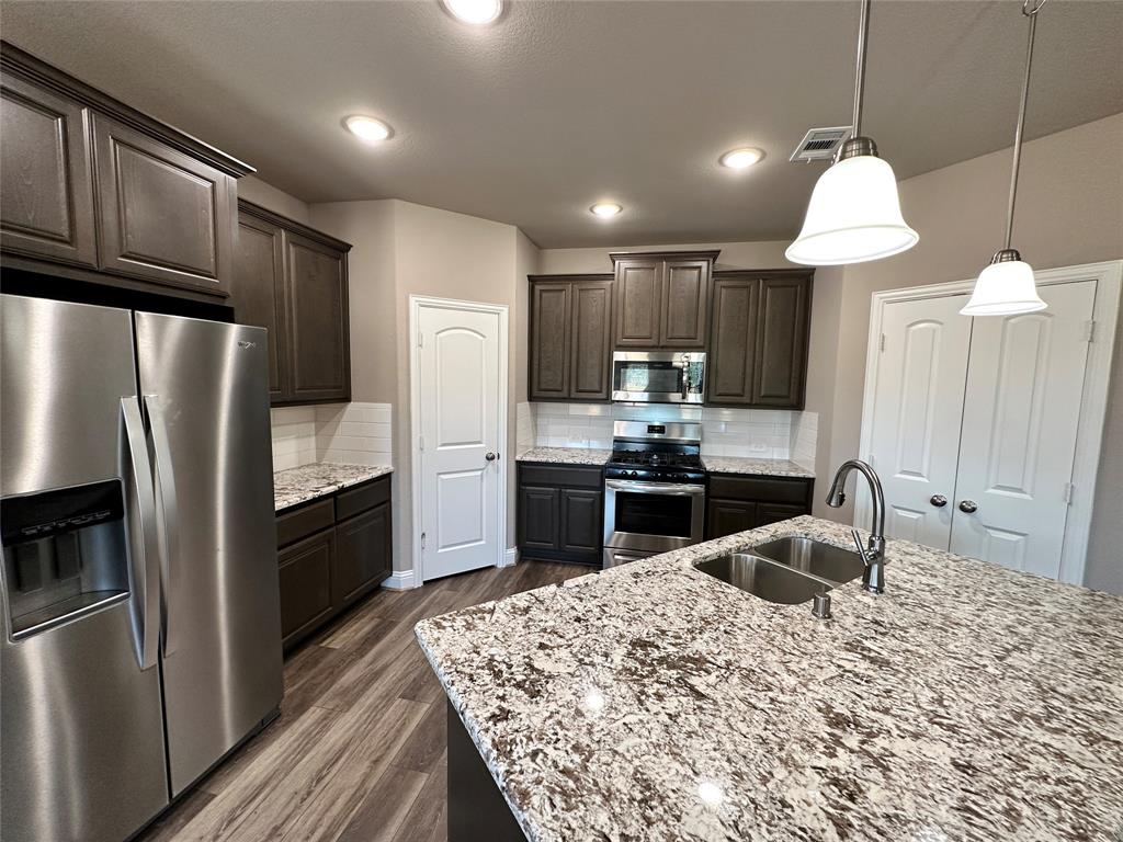 Creek Xing Ph 3 - Residential Lease