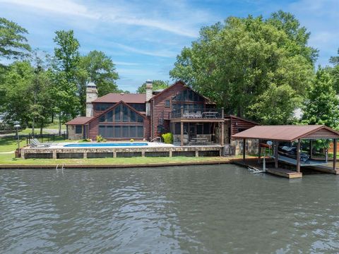 A home in Scroggins