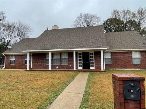 A home in Daingerfield