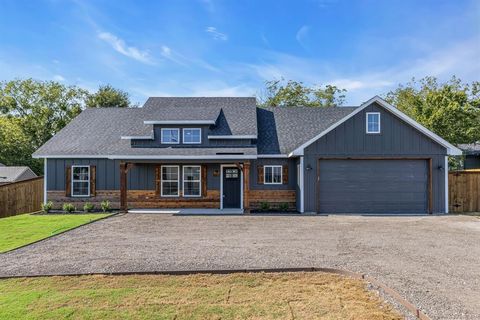 A home in Godley