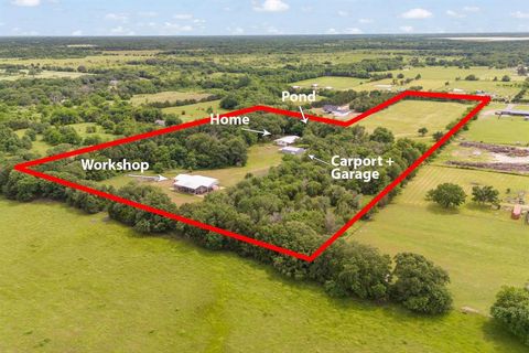 Photo of 9547 County Rd 346, Terrell, TX 75161 (MLS # 20906073)
