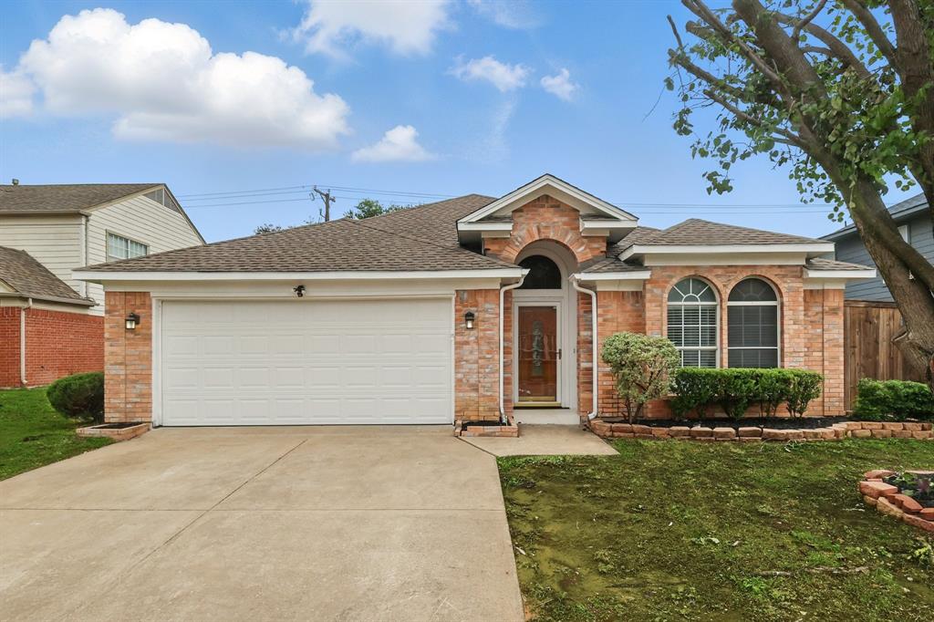 3220 Steamboat Drive