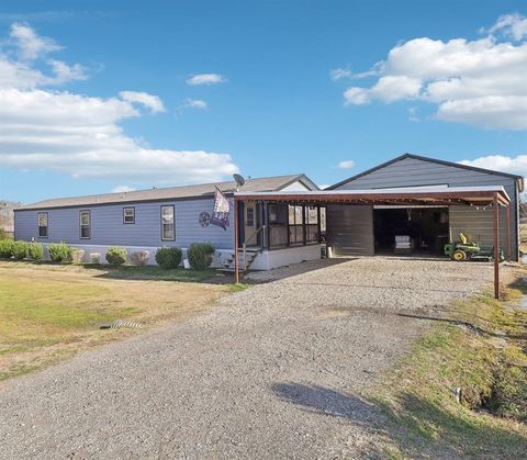 3904 Gary Street Cleburne TX 76031