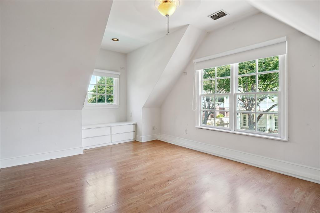 Idlewild - Residential