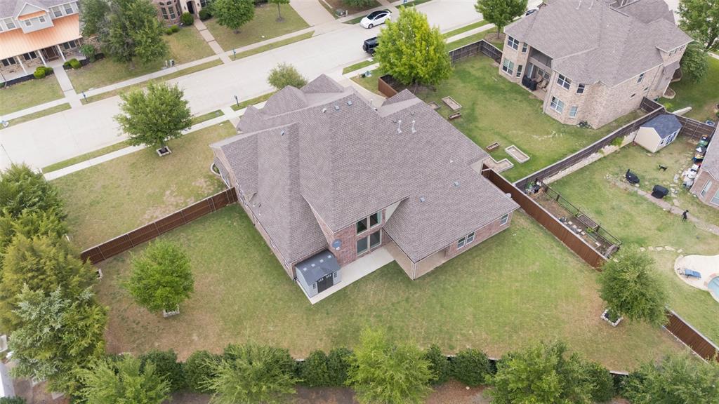 2490 Stonybrook Drive