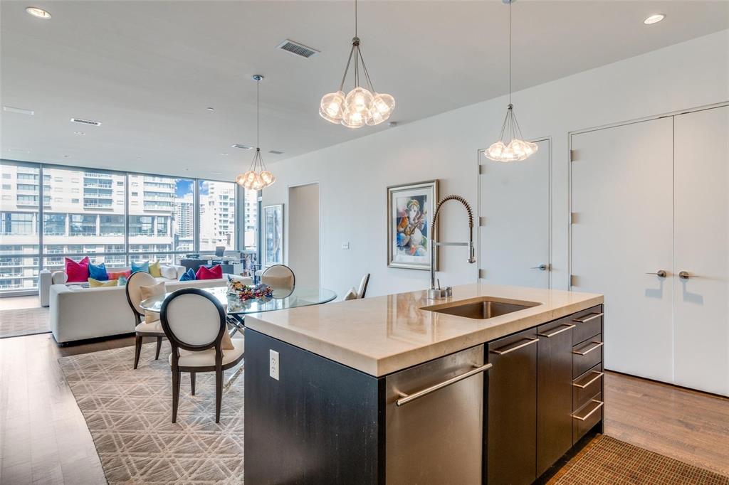 The House Condos - Residential