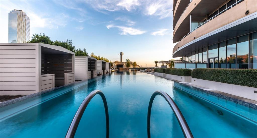 The House Condos - Residential