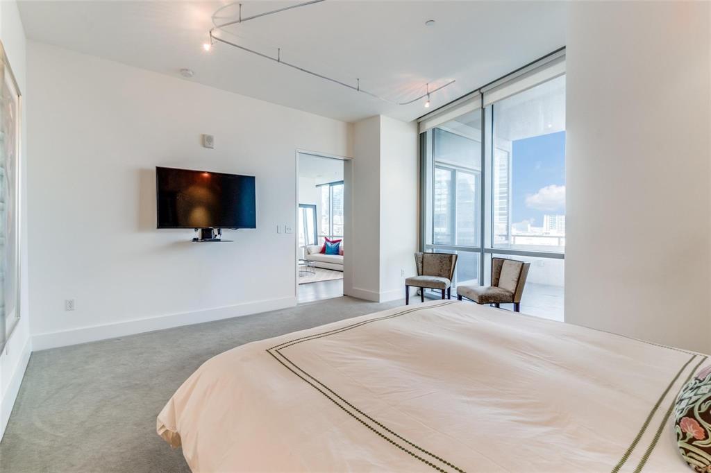 The House Condos - Residential