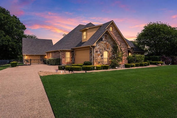 205 CANAL ST, CORSICANA, TX 75109 - Image 76acaea2a7bdf18a21e02a050d48c7df/2860986178