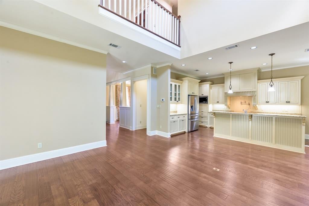 1034 Saint Thomas Court