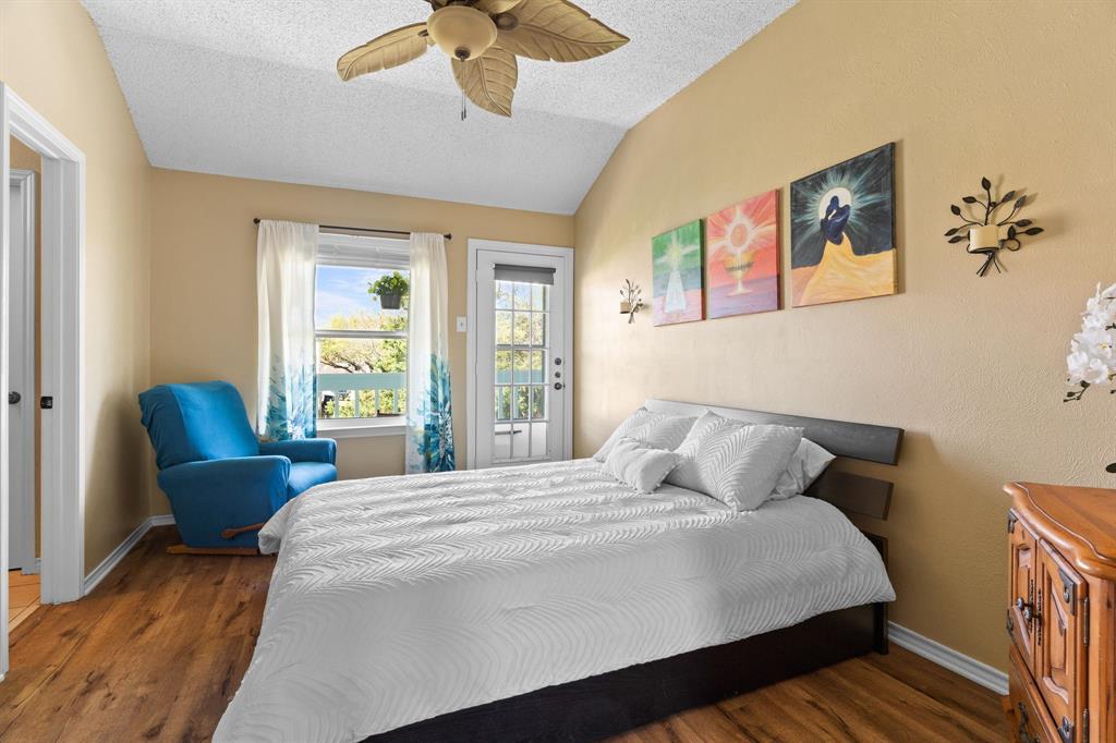 3905 Brandon Park Drive